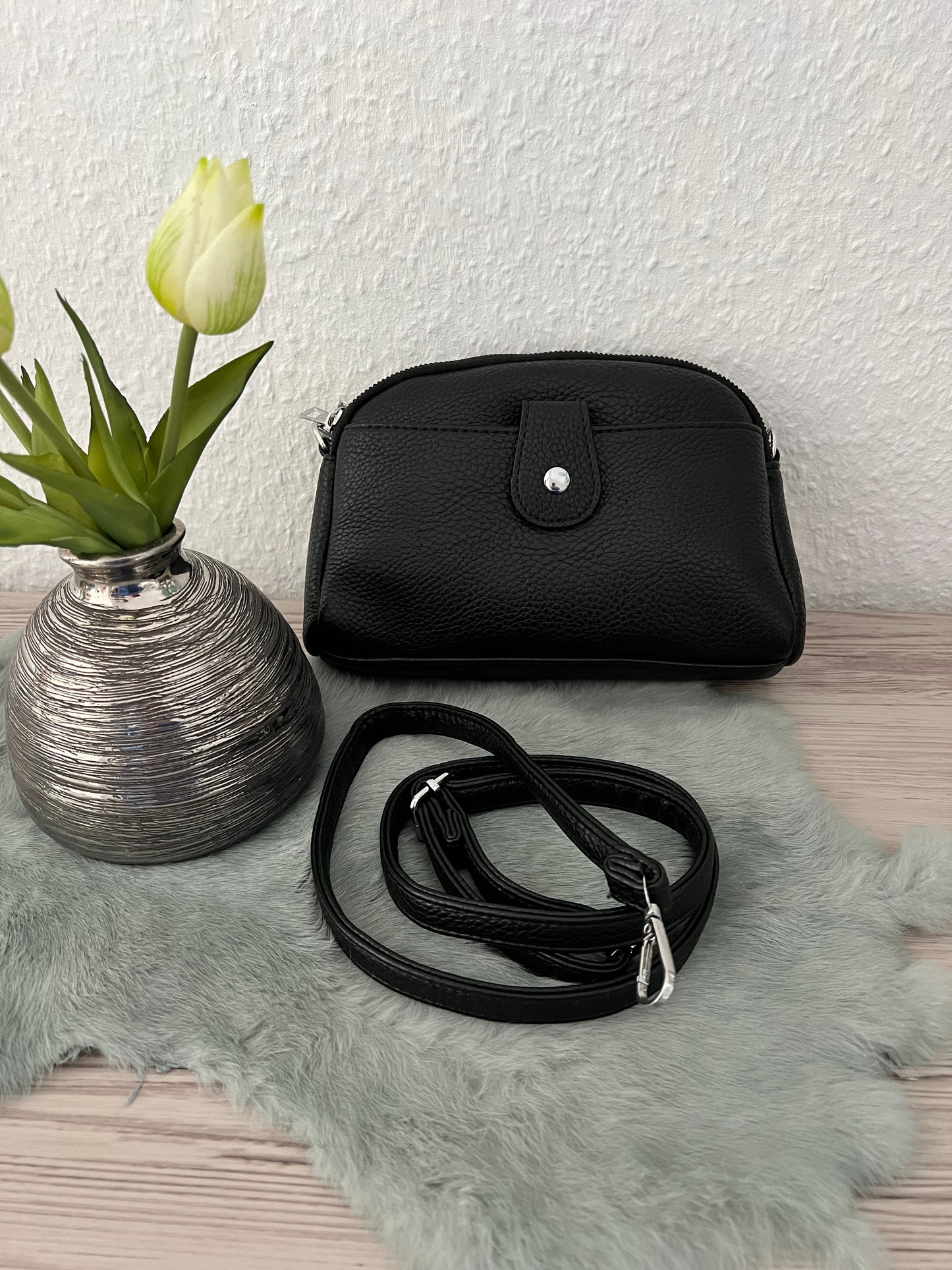 Ovale Tasche