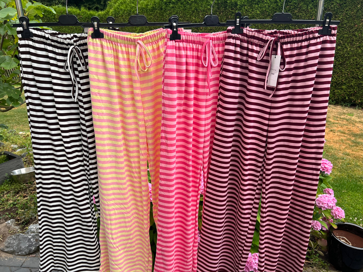 Lange gestreifte Hose PRETTY Body