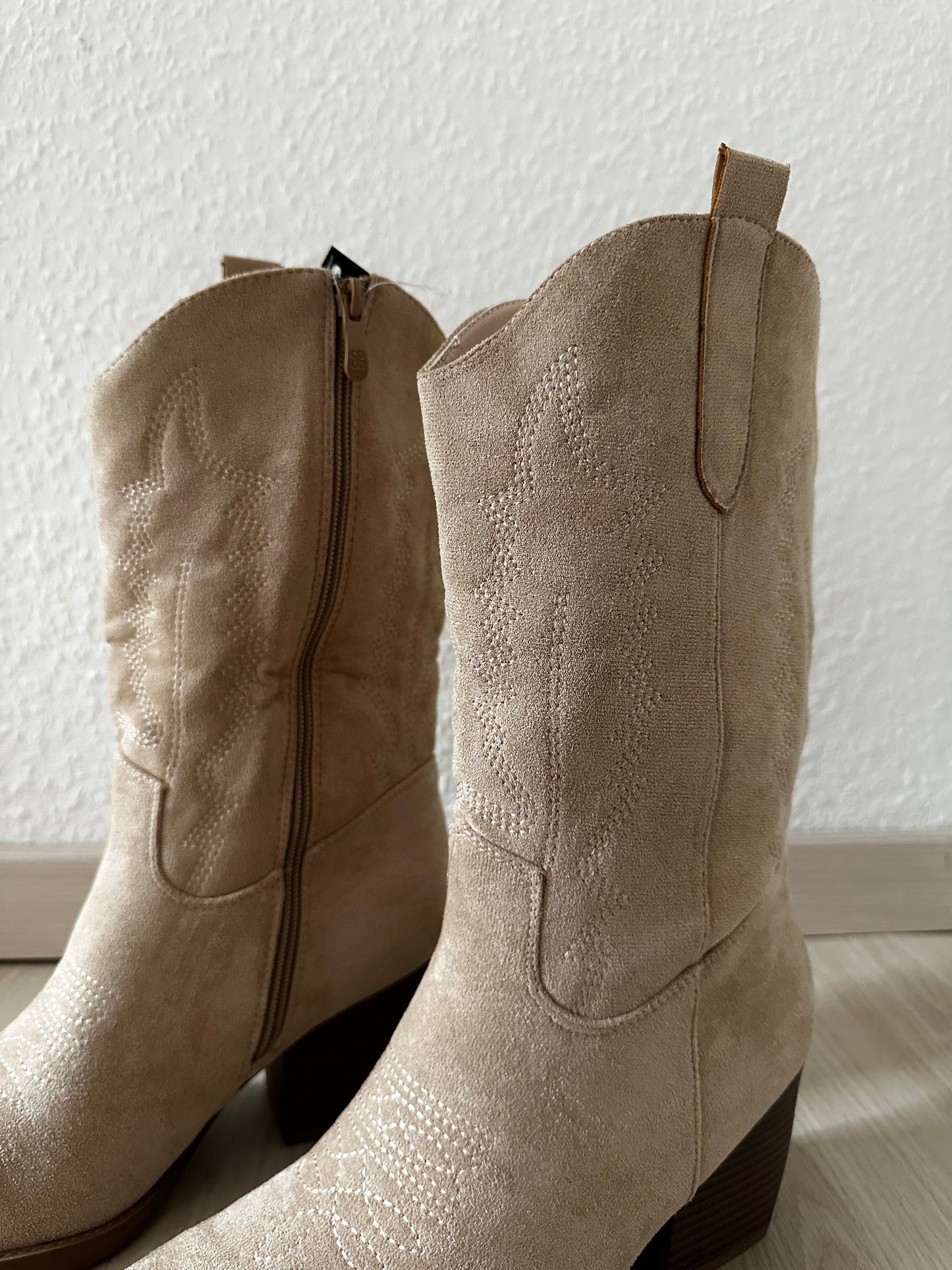 Midi Cowboy Stiefel "Nora - Beige"