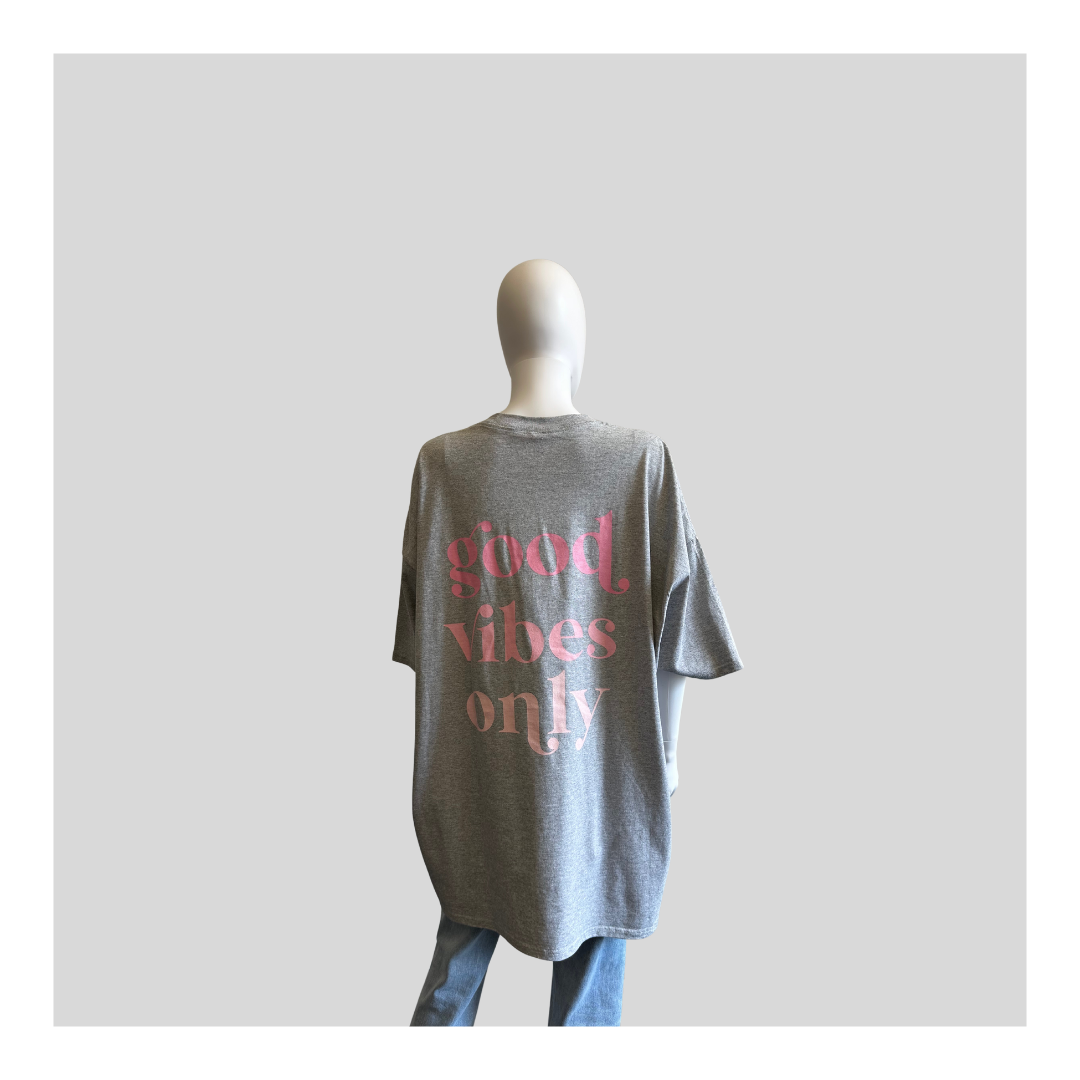 T-Shirt "Good vibes only"