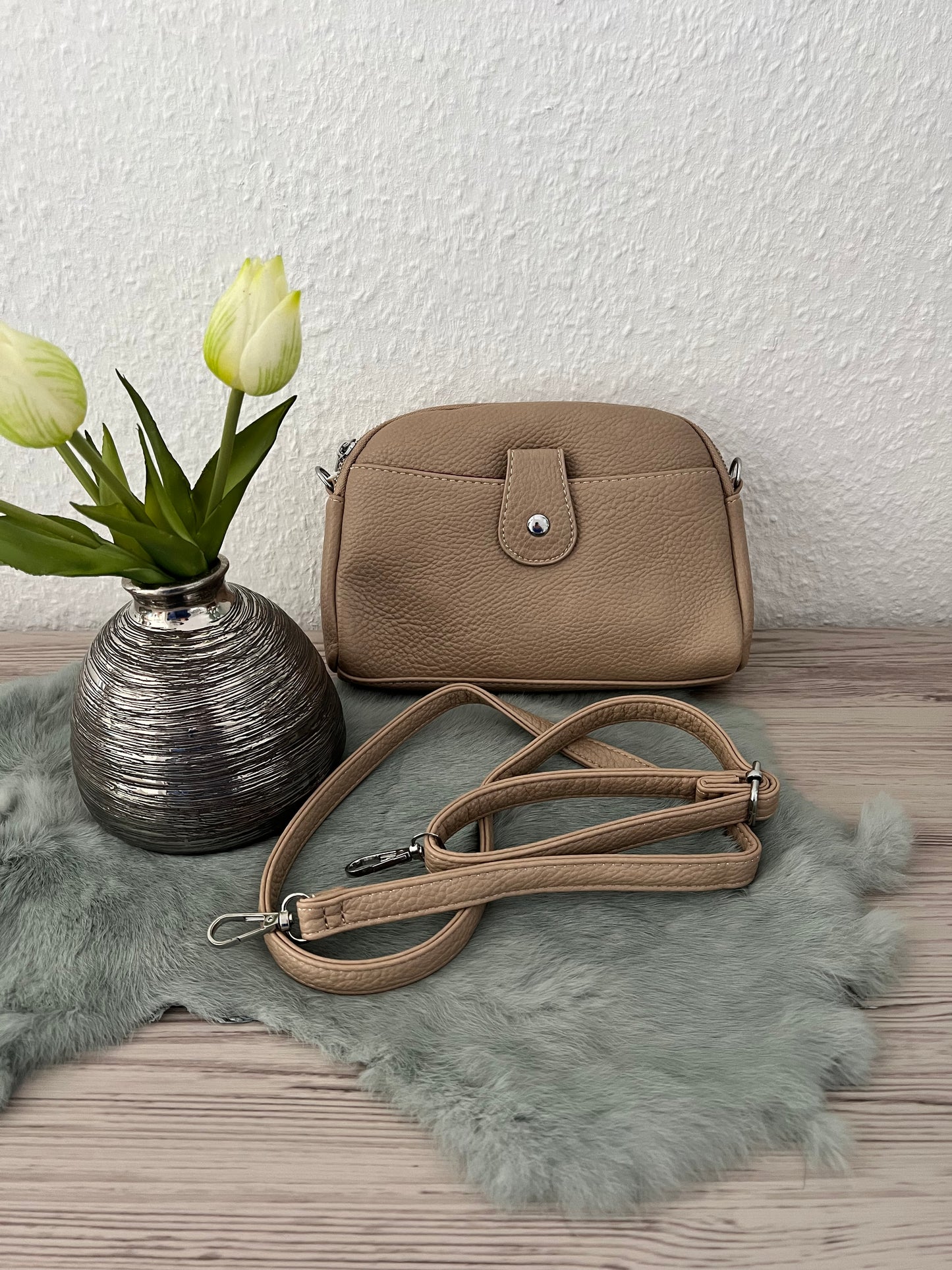 Ovale Tasche