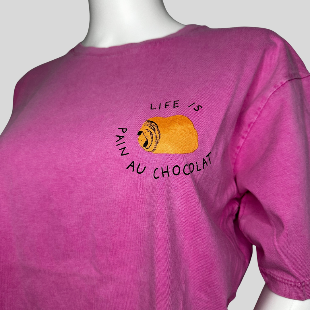 T-Shirt "Life is pain au chocolate"