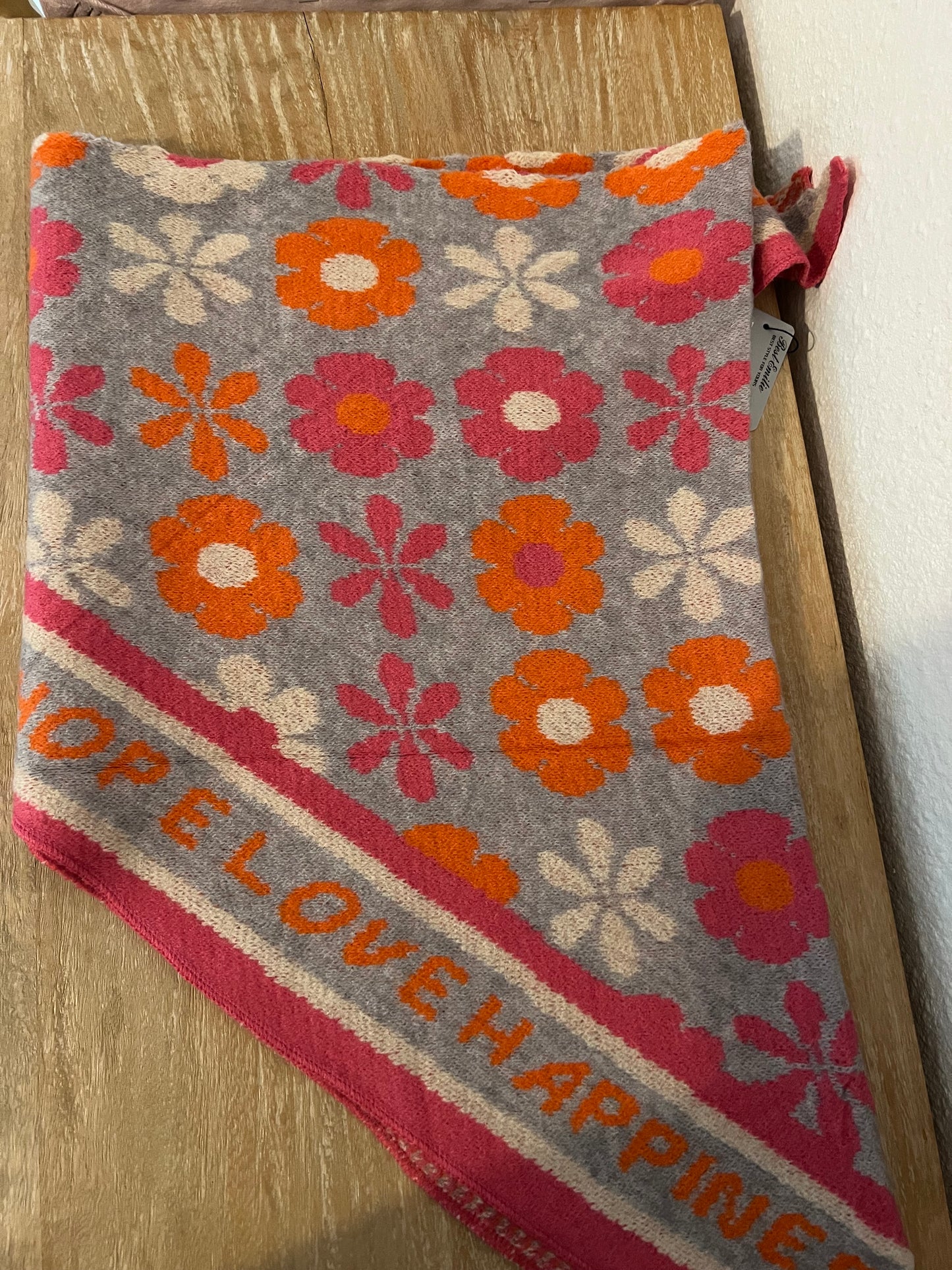 Dreieckschal "Hope Love Happiness"
