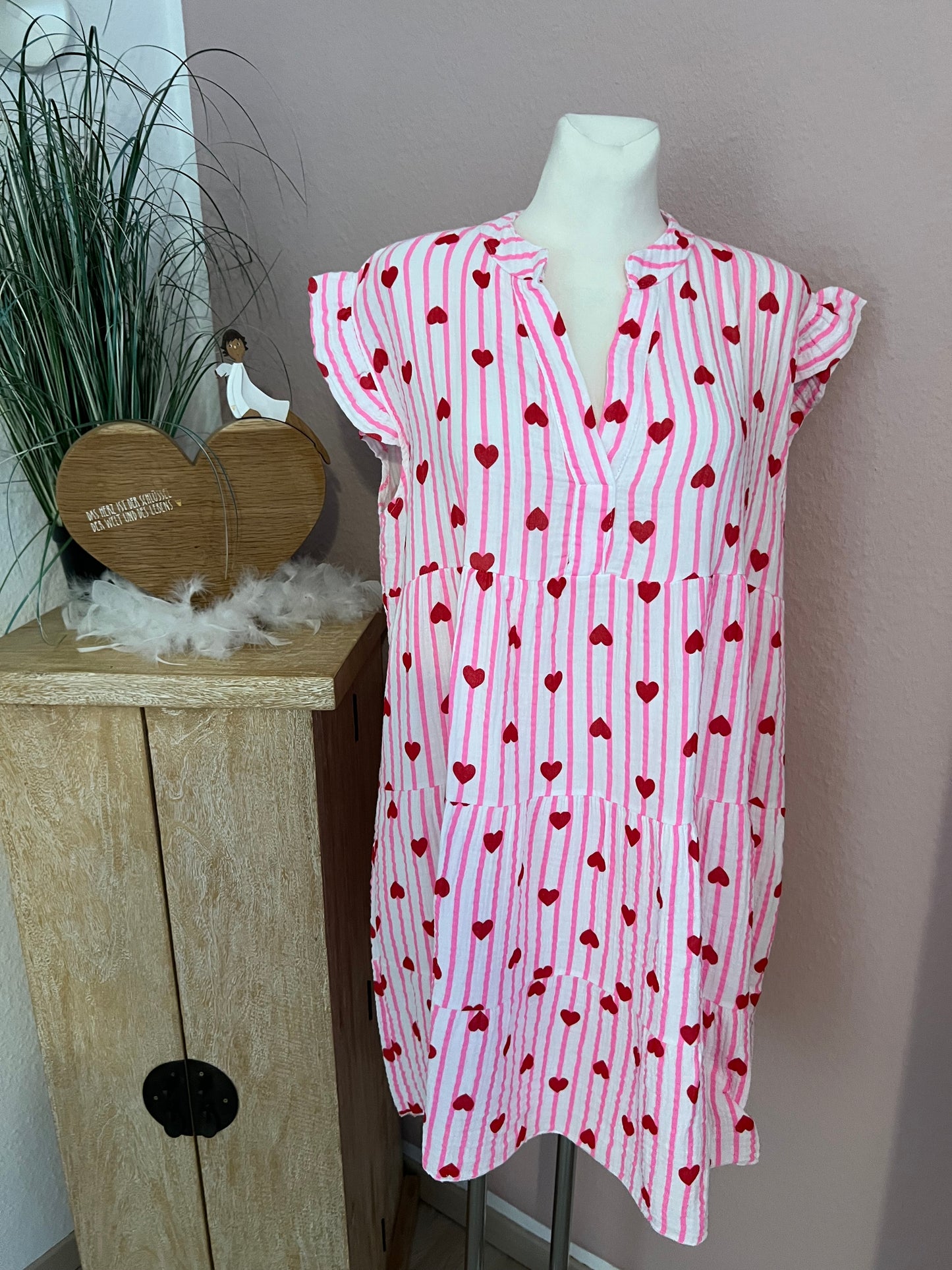 weiss rosa Musselin Kleid "Kurz - Herz"