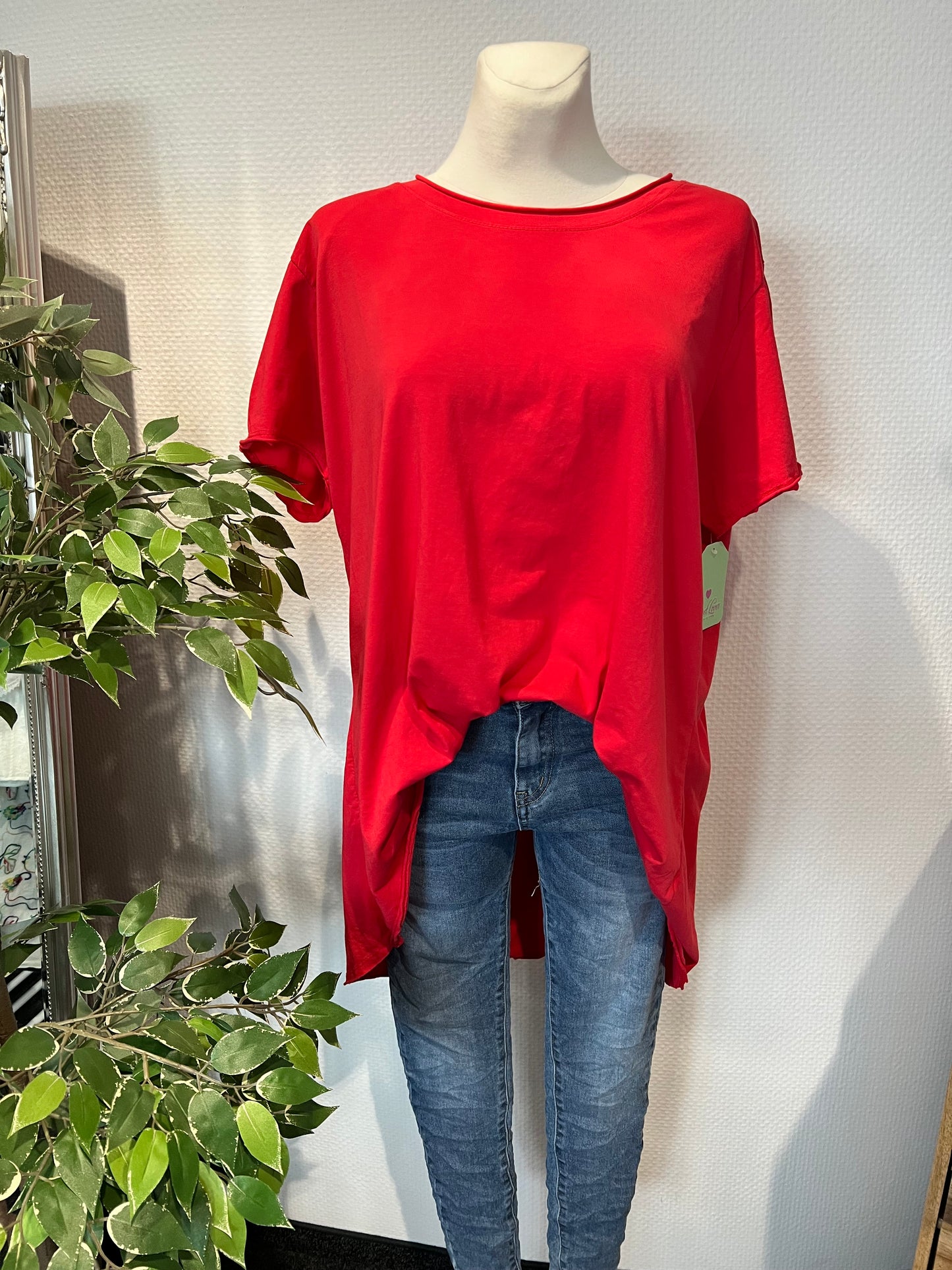 Basic T-Shirt