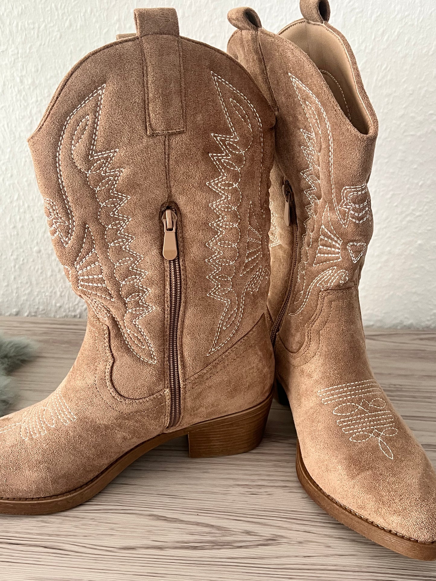 Midi Cowboy Stiefel "Nora - Taupe