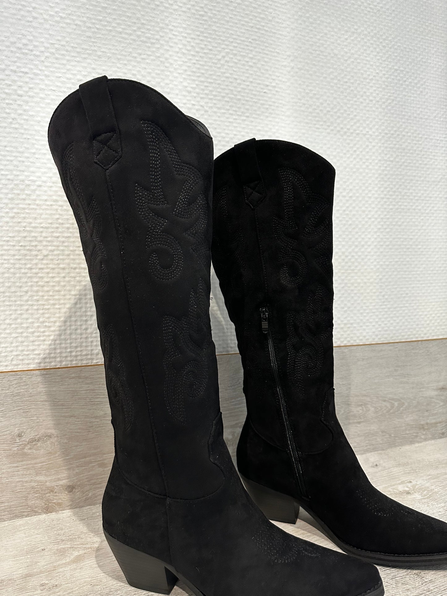 Schwarze Cowboy Stiefel "Cleo"