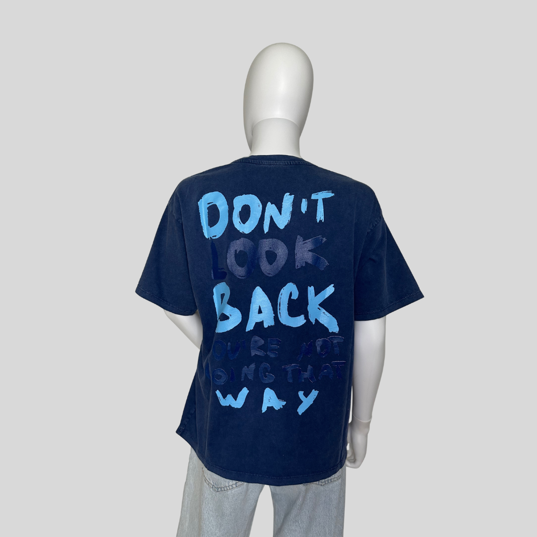 T-Shirt "Don´t look back"