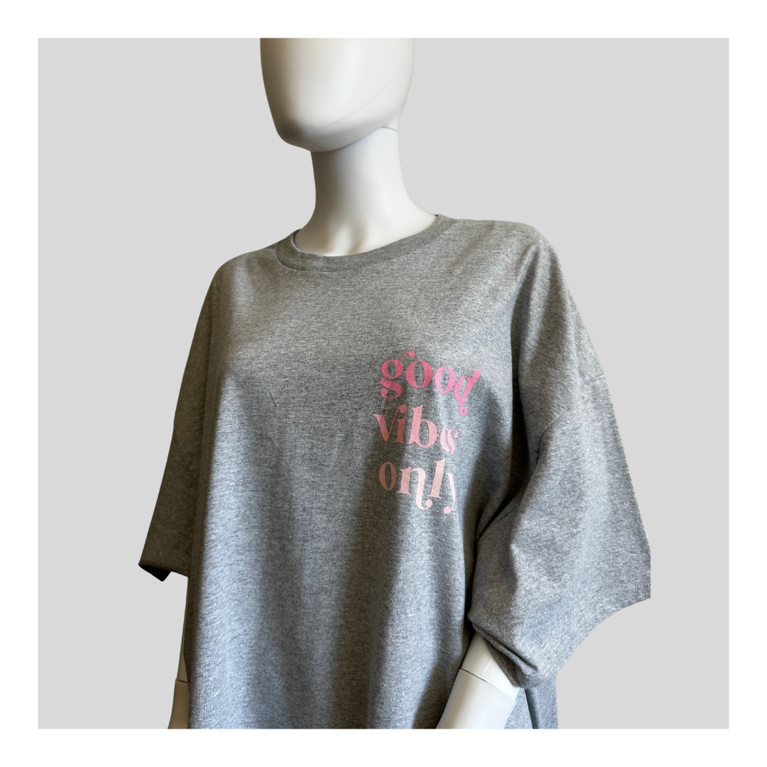 T-Shirt "Good vibes only"