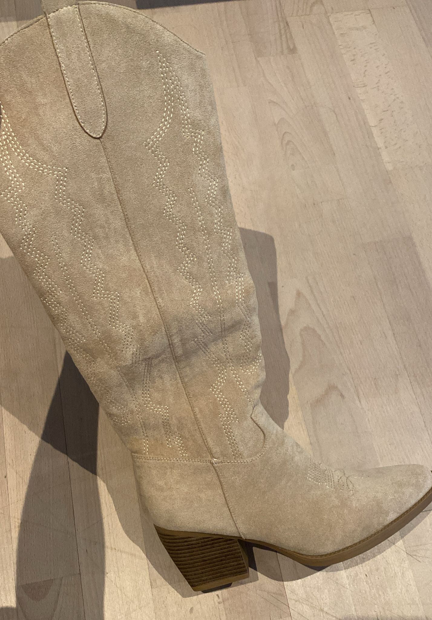 Beige Cowboy Stiefel "Emma"