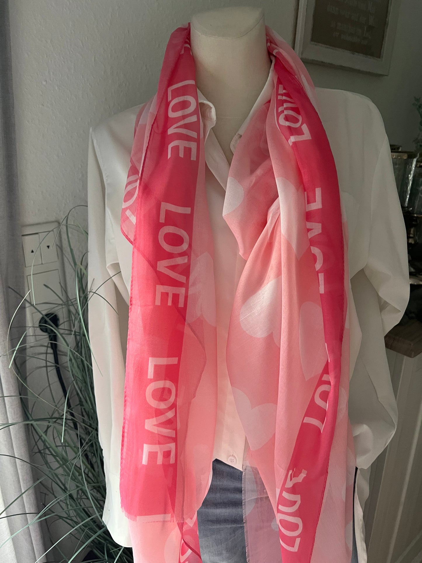 Schal Love mit Herzen