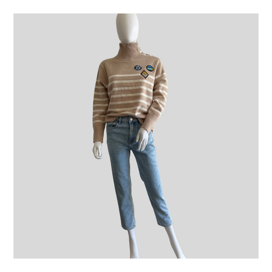 Beiger Pullover "Patches"