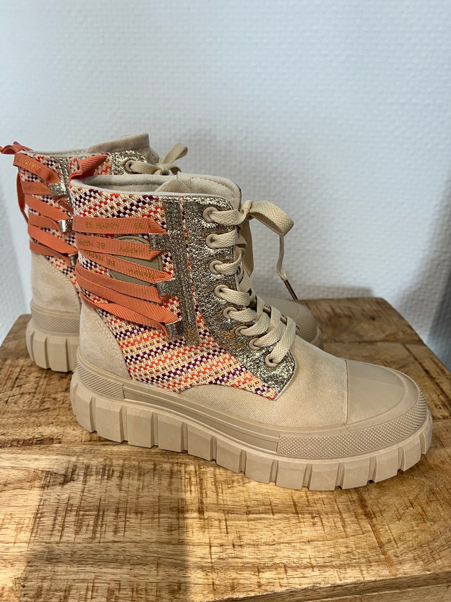 Beige/Orangene Boots "Tatum"