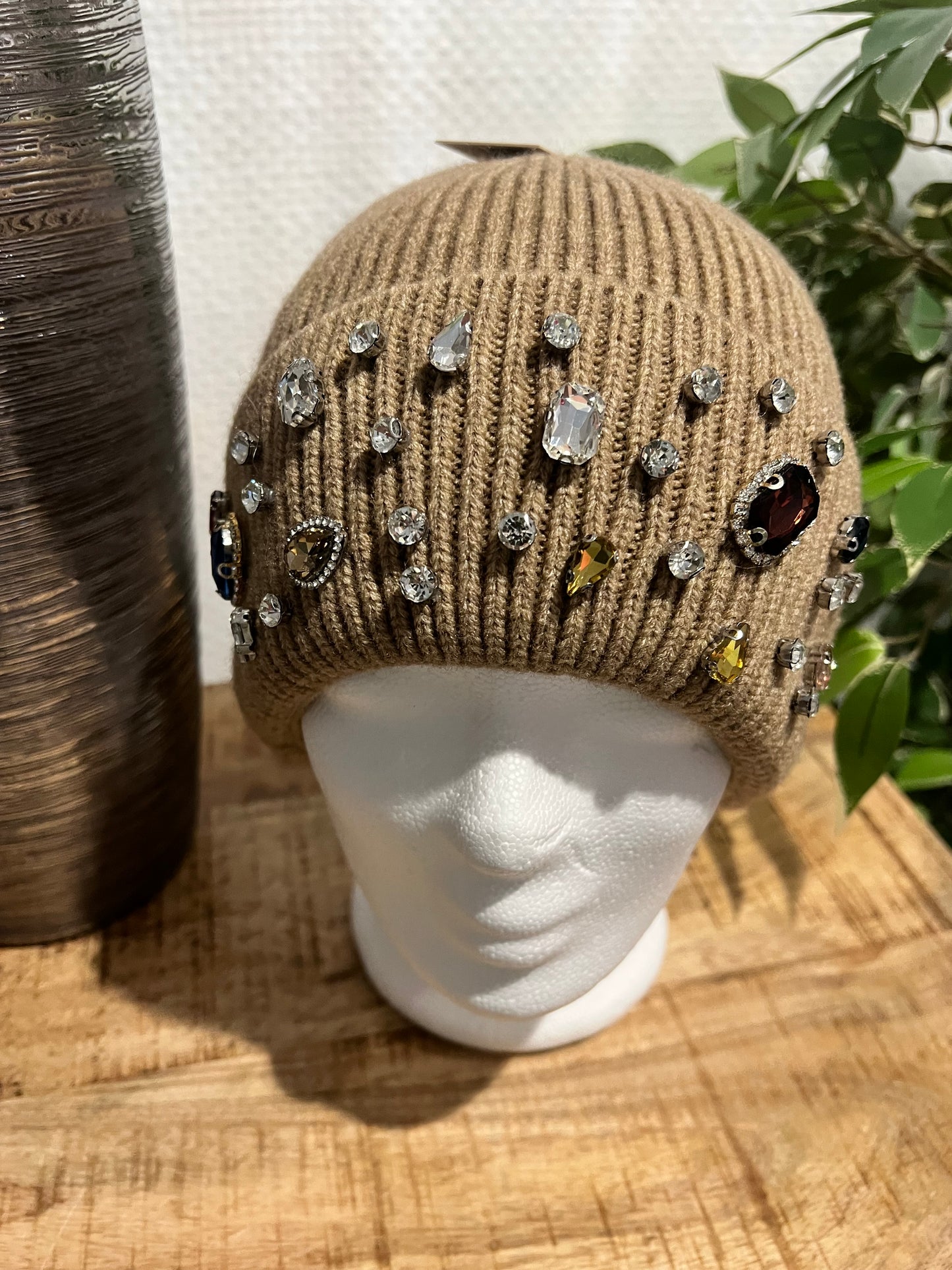Mütze mit Strass Steinen