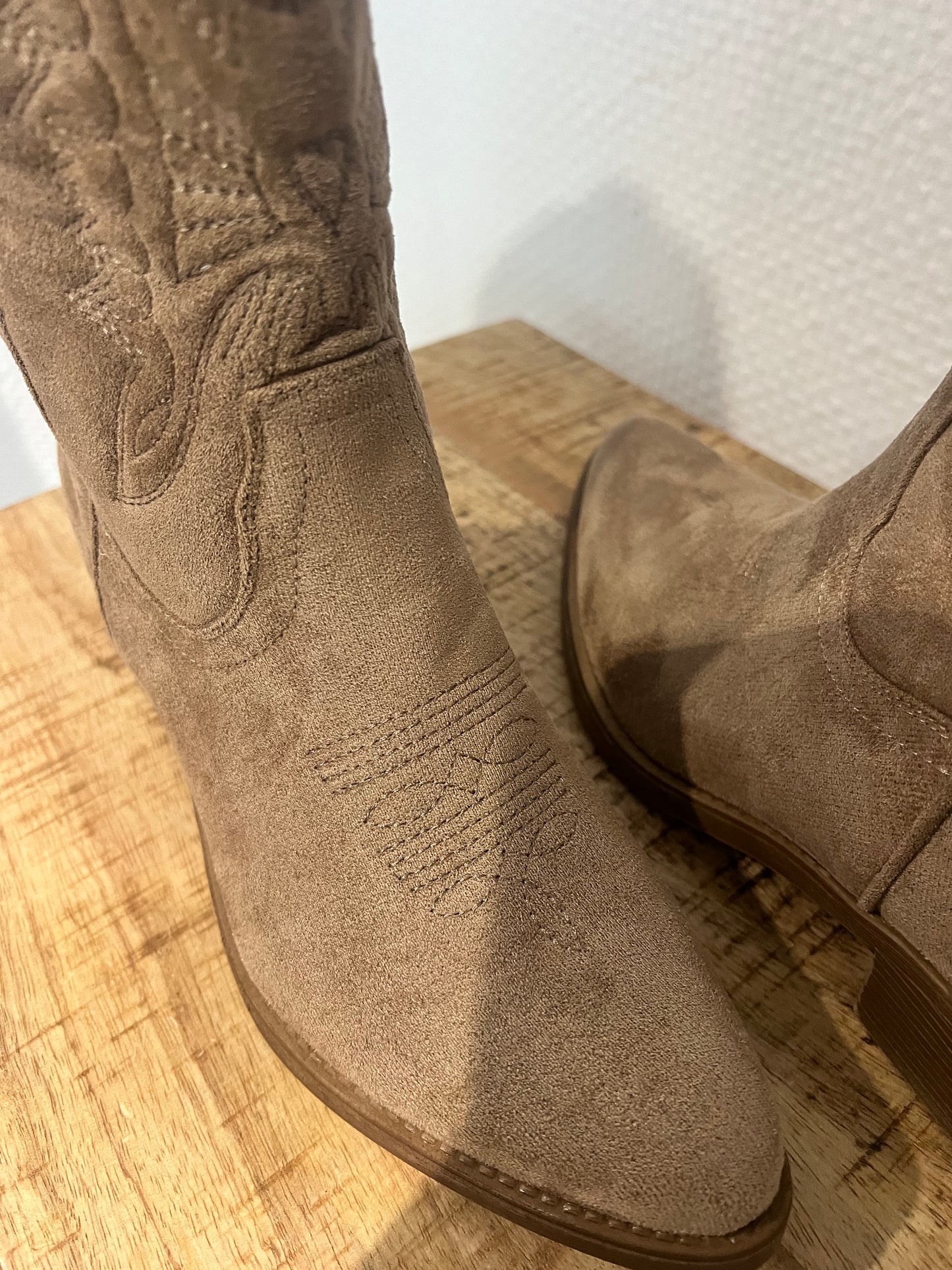 Midi Cowboy Stiefel "Nora - Taupe"