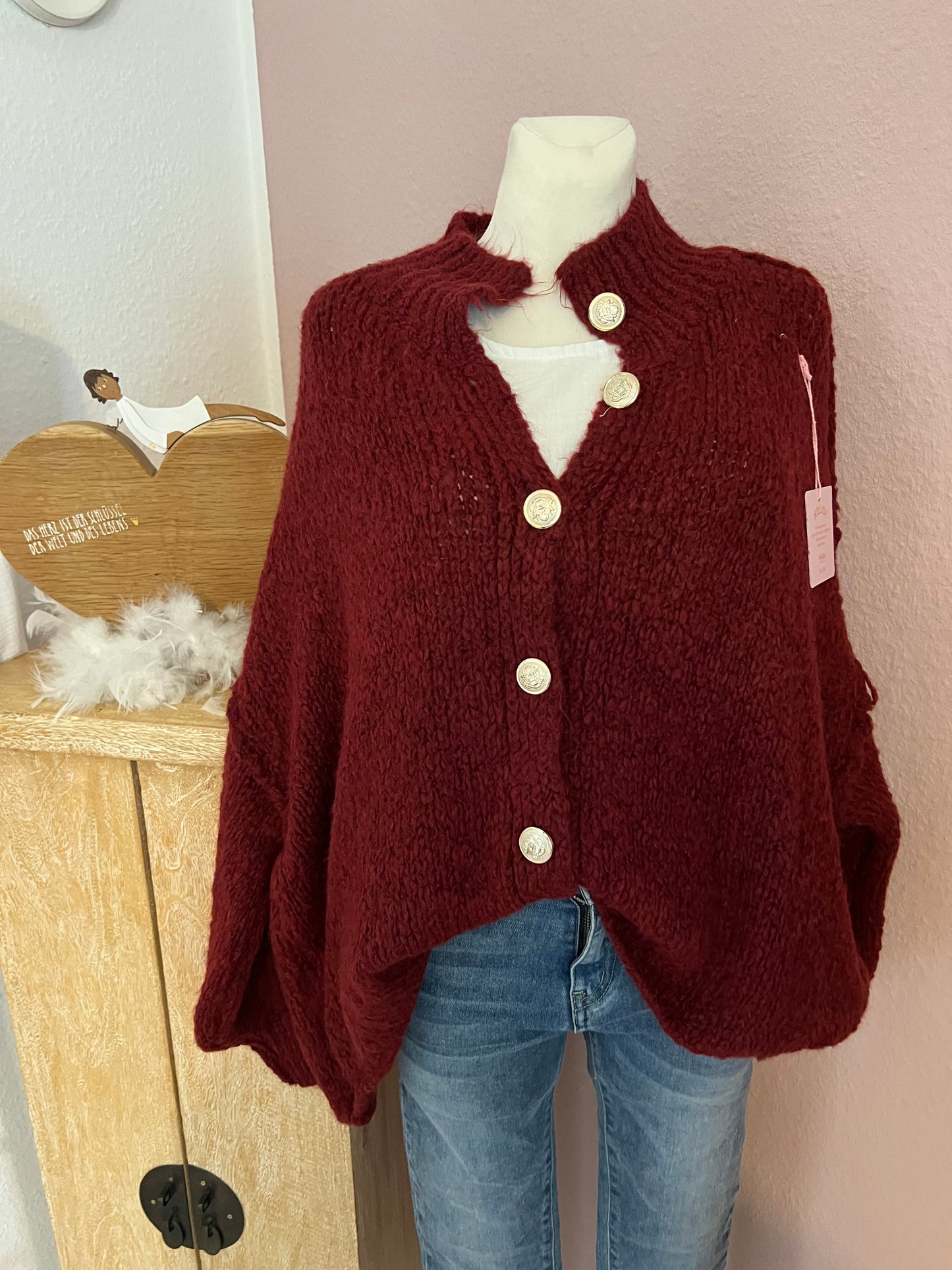Oversized Strickjacke "Flausch mit Knöpfen“