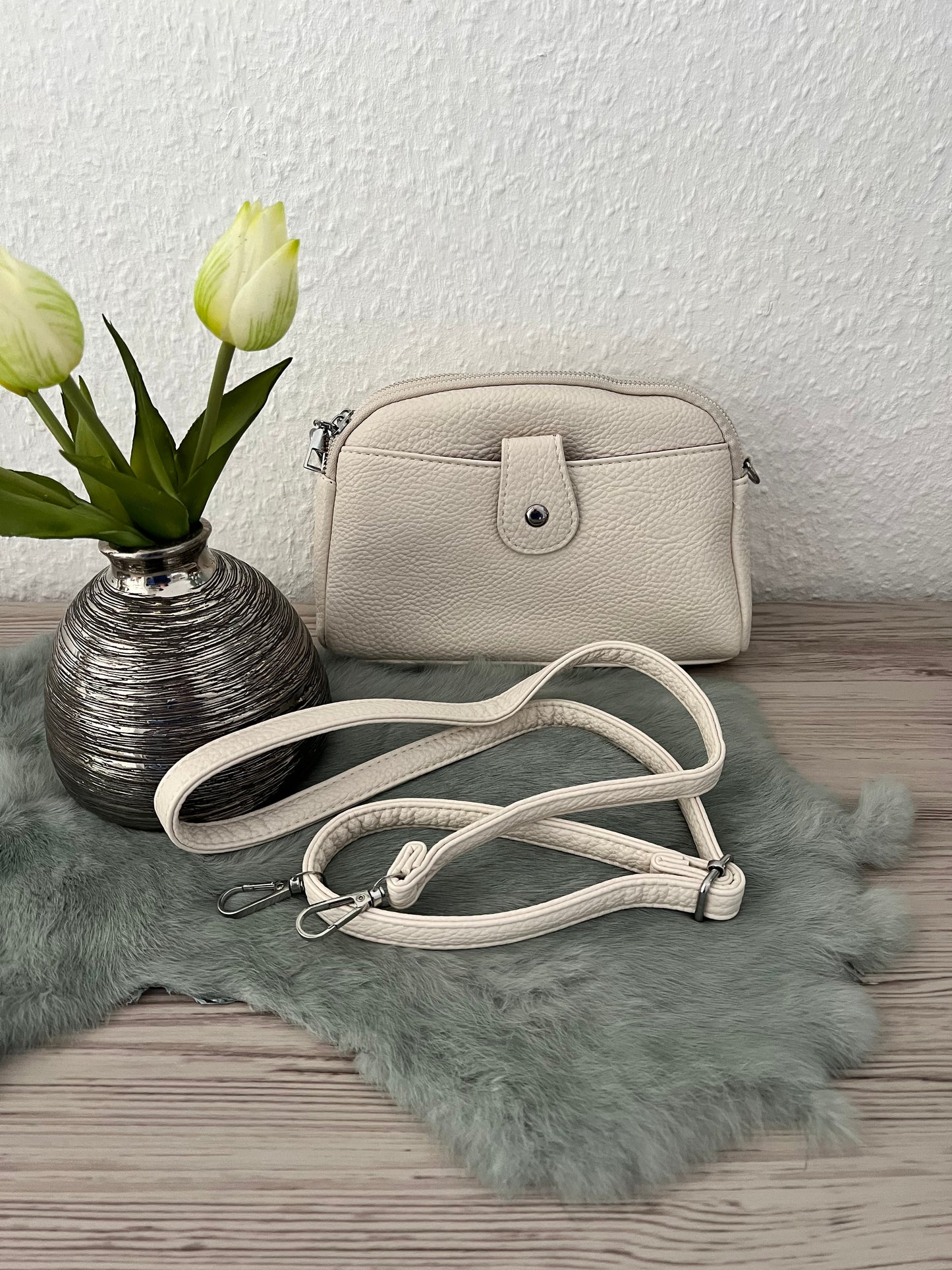 Ovale Tasche