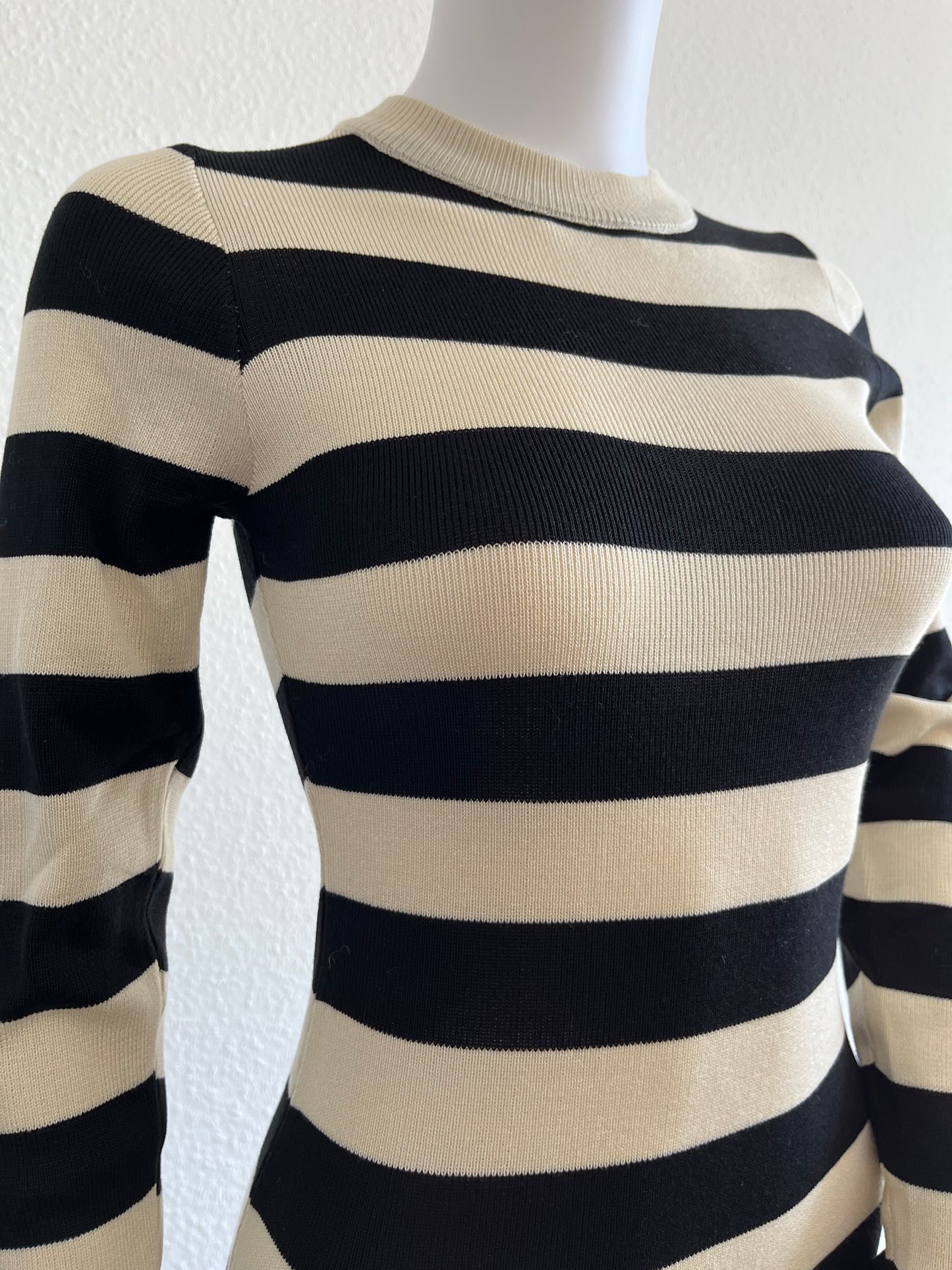 Enganliegendes Kleid "Beige Schwarz"
