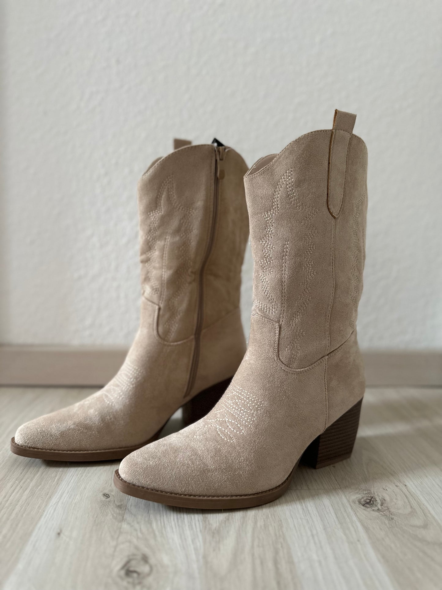Midi Cowboy Stiefel "Nora - Beige"
