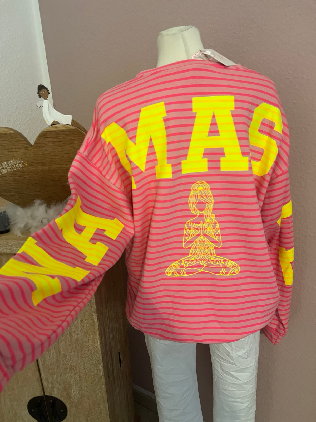 Namaste gestreift