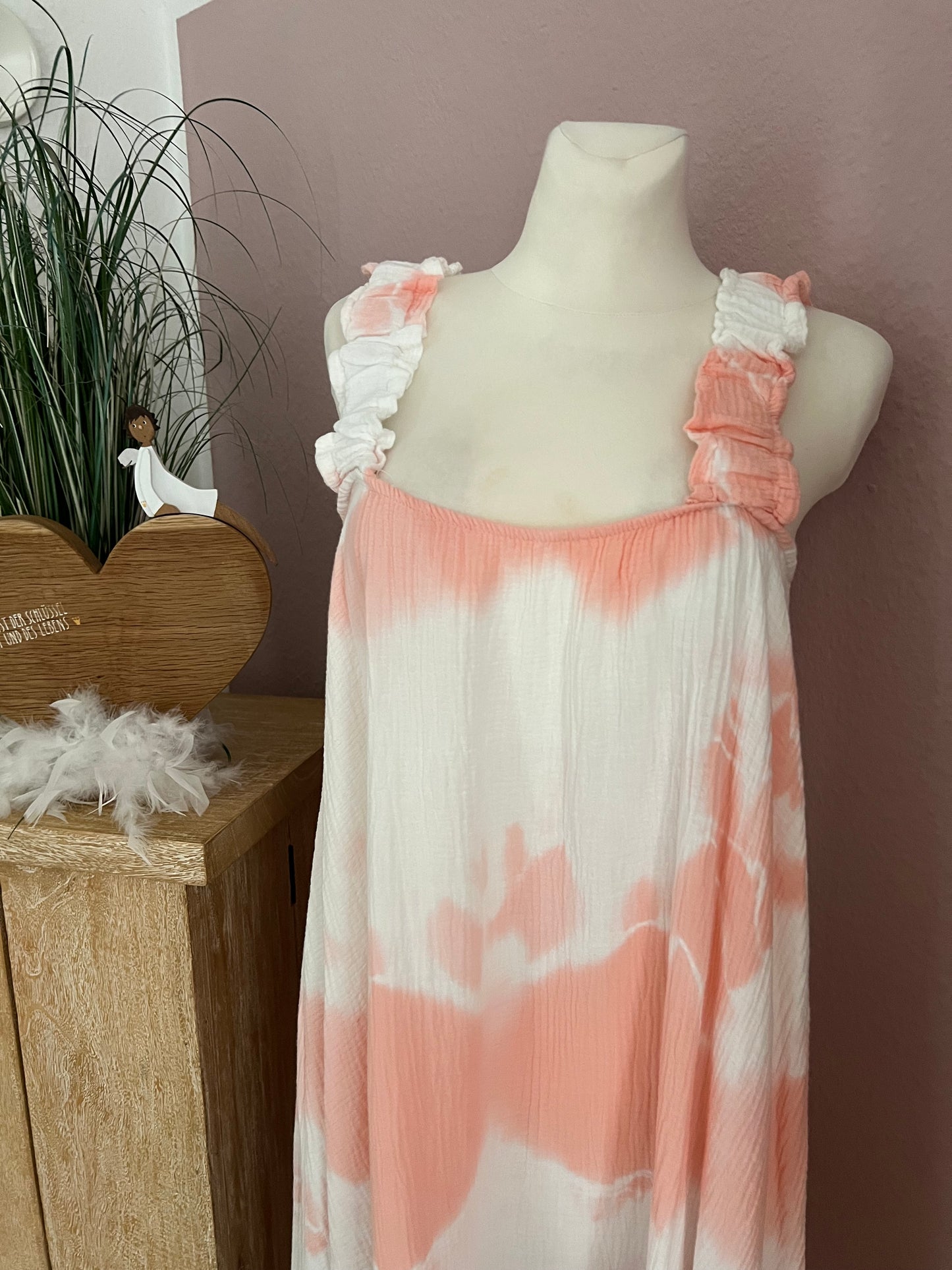 Trägerkleid in apricot