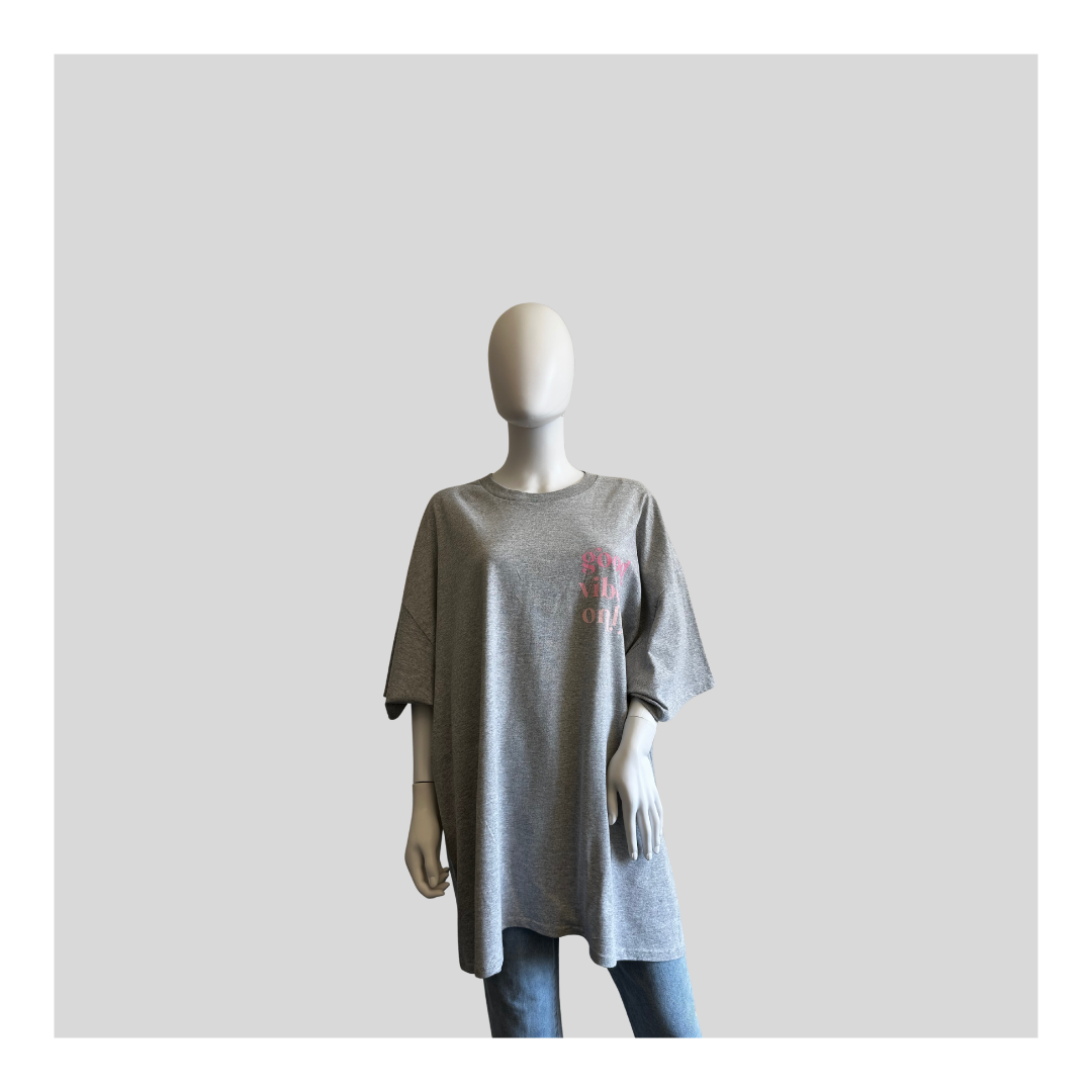 T-Shirt "Good vibes only"
