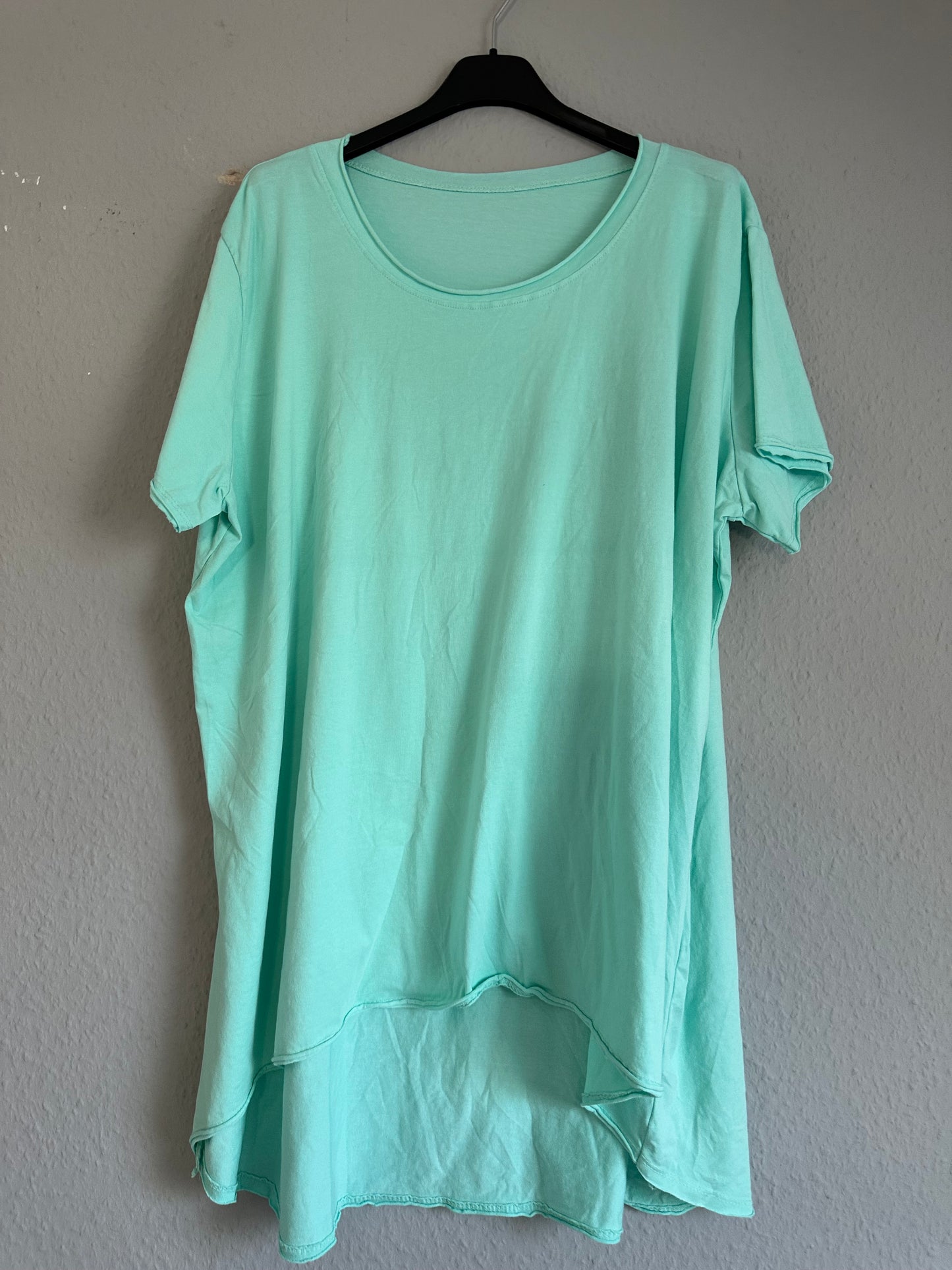 Basic T-Shirt