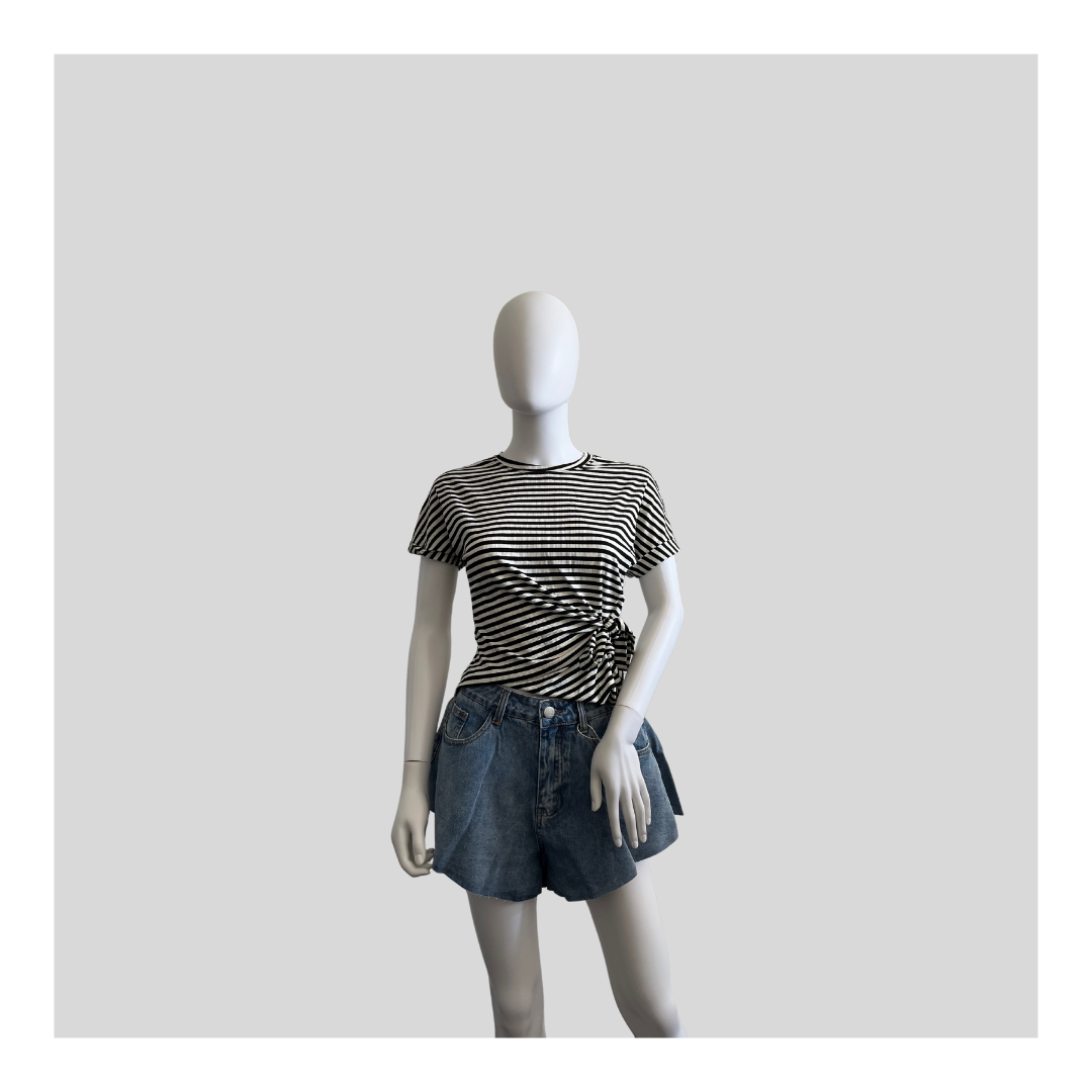 Gestreiftes T-Shirt "Knoten"