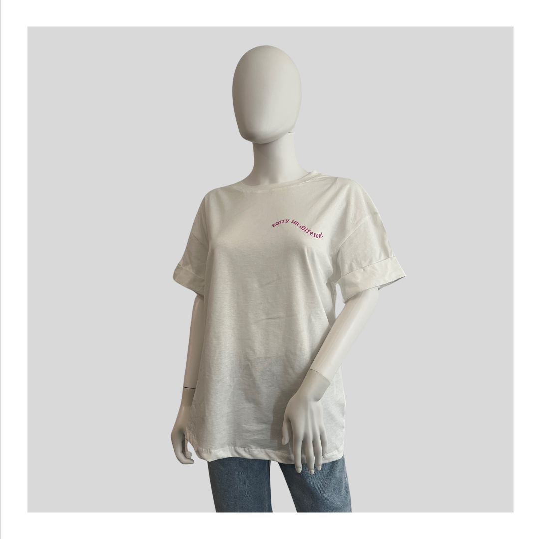 T-Shirt “Sorry im different”
