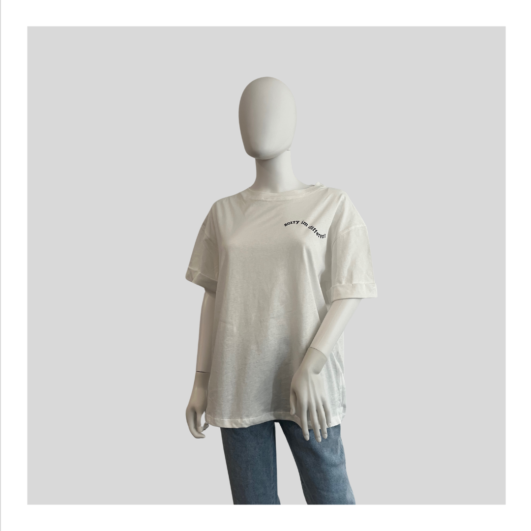 T-Shirt “Sorry im different”