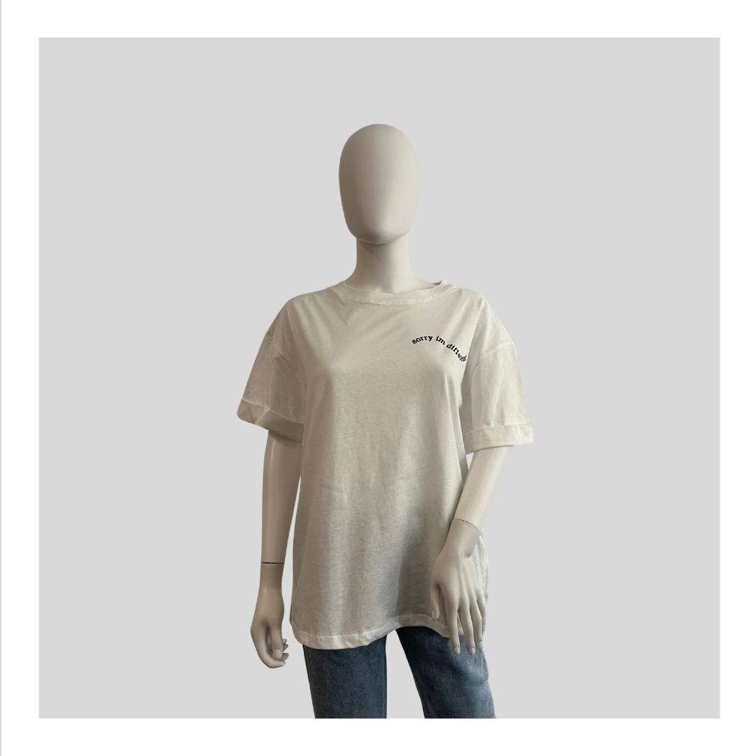 T-Shirt “Sorry im different”