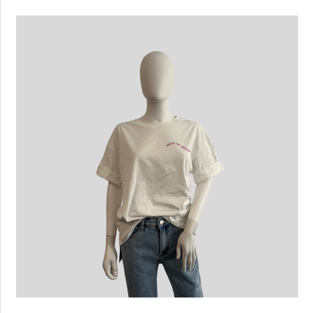T-Shirt “Sorry im different”