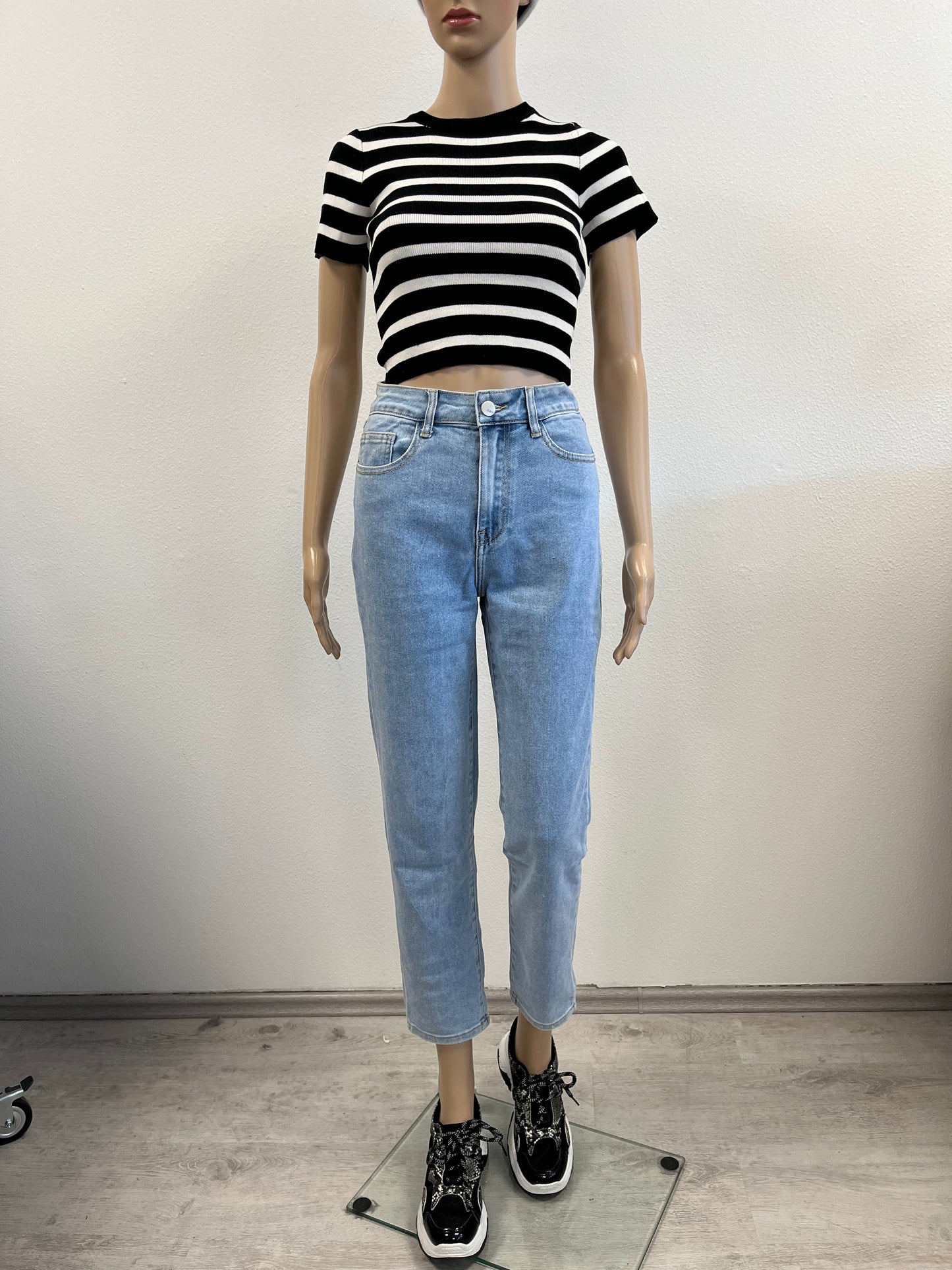 Gestreiftes T-Shirt "Crop Shirt"