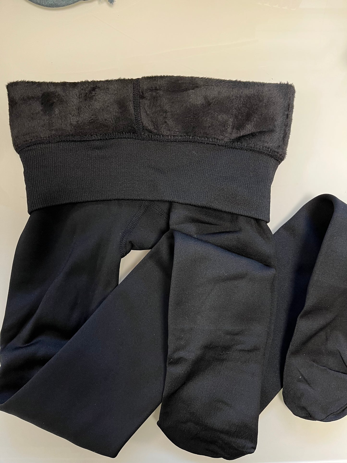 Schwarze Strumpfhose „Gefüttert“