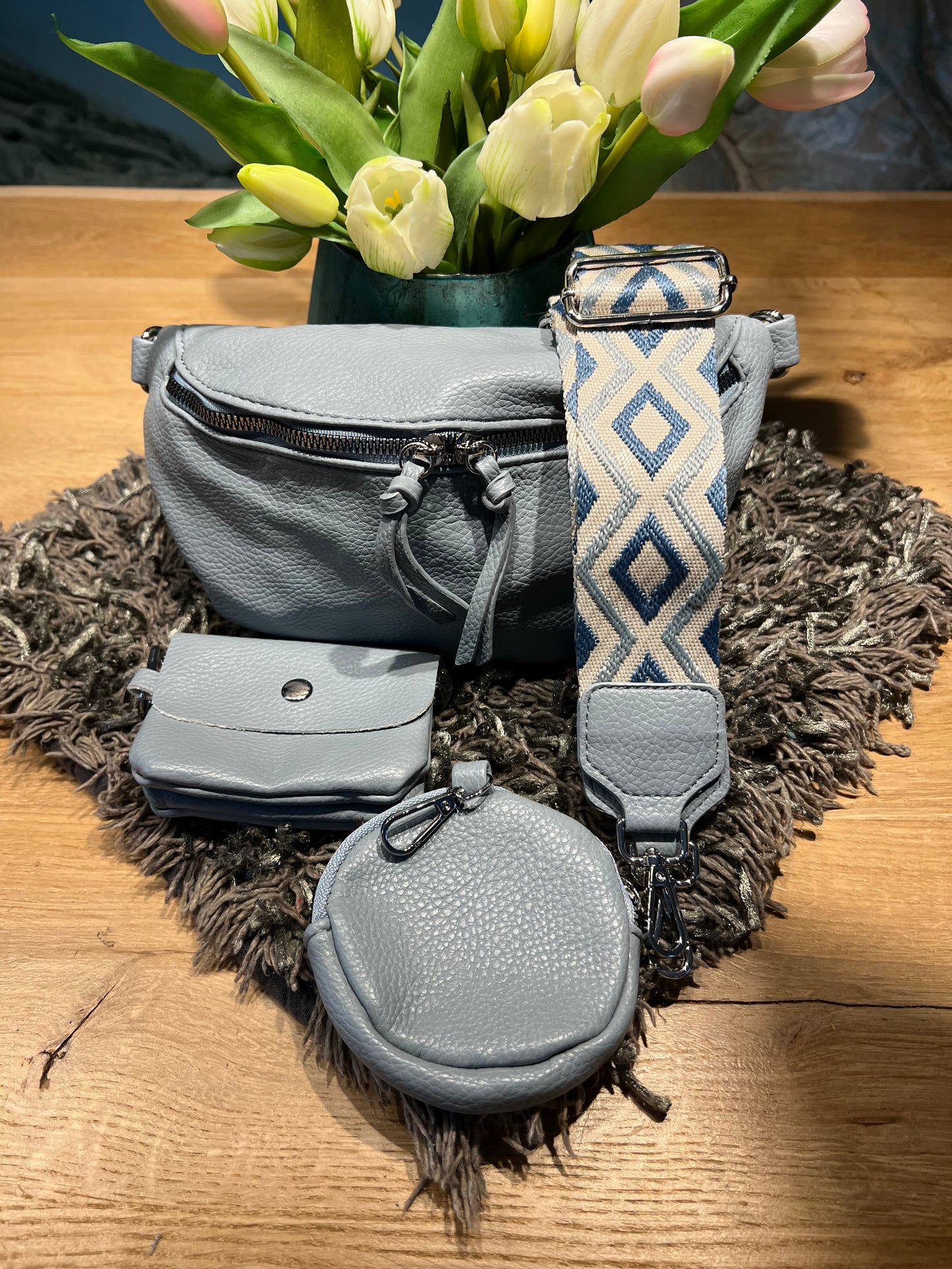 Crossbody 4 teilig mit Pouchette Portmonee und Stoffgurt