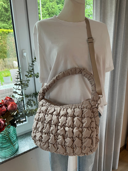 Pouf Tasche in verschiedenen Farben