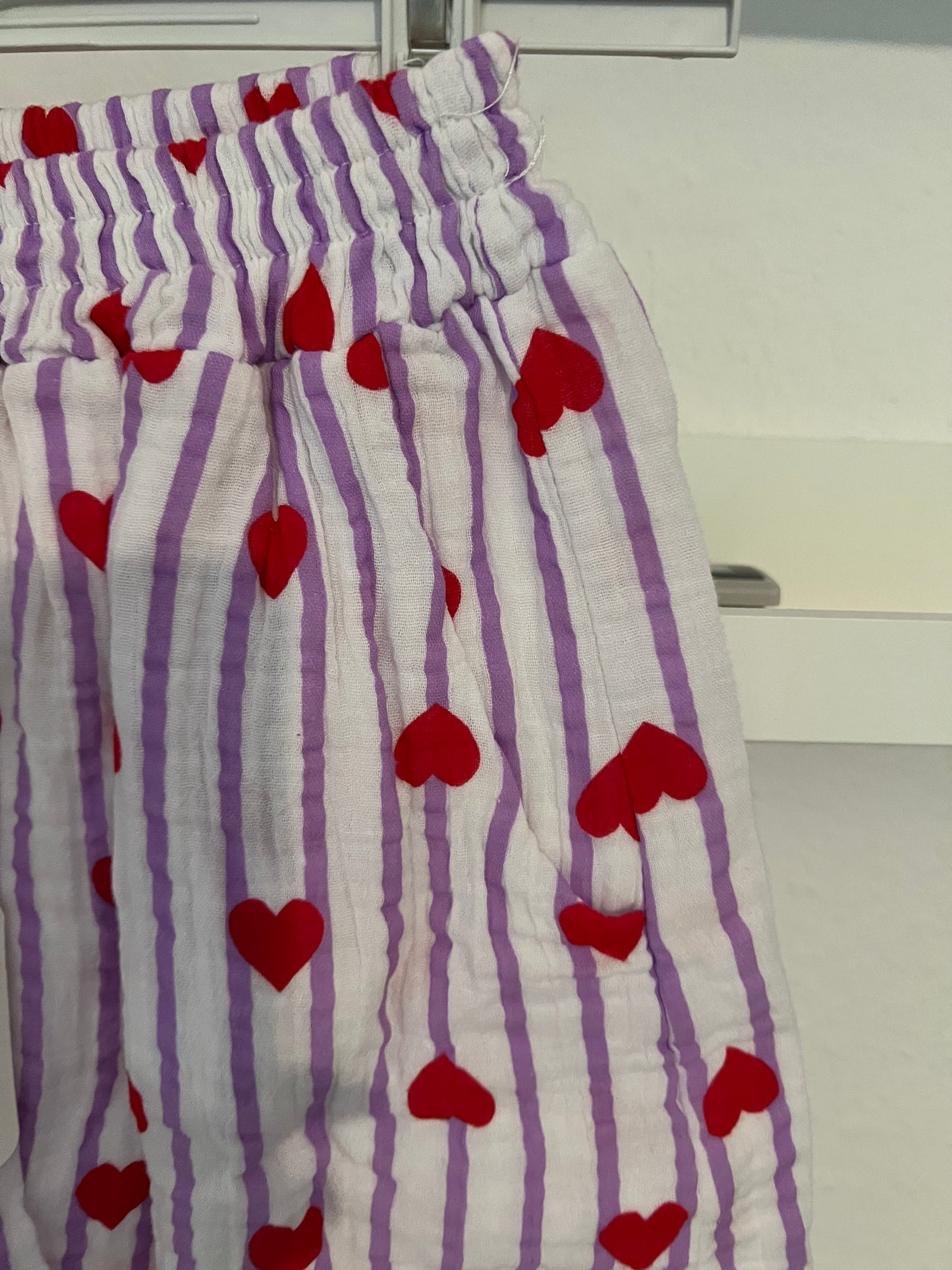 Musselin short Hose pink oder Flieder mit Herz ❤️