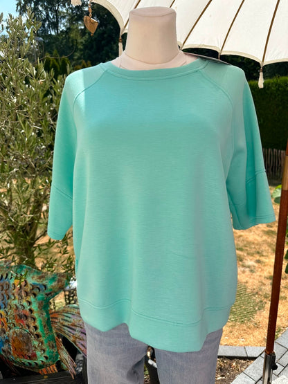 Shirt in uni aus Butterstoff in verschiedenen Farben
