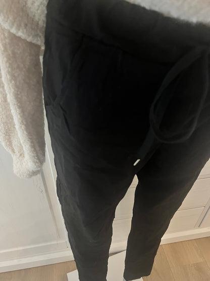 Jogpants schwarz