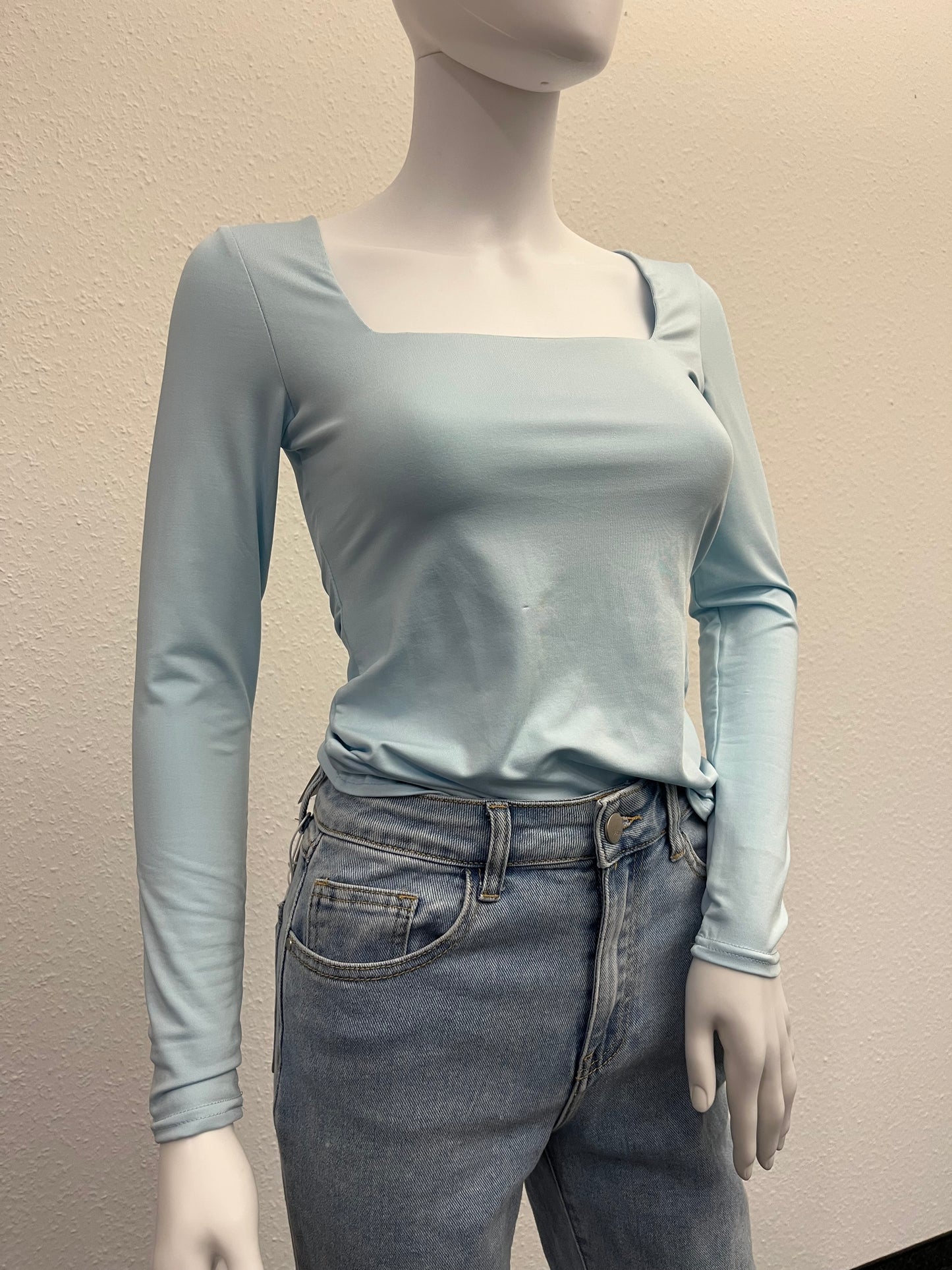 Hellblaues Langarmshirt "Giorgia"