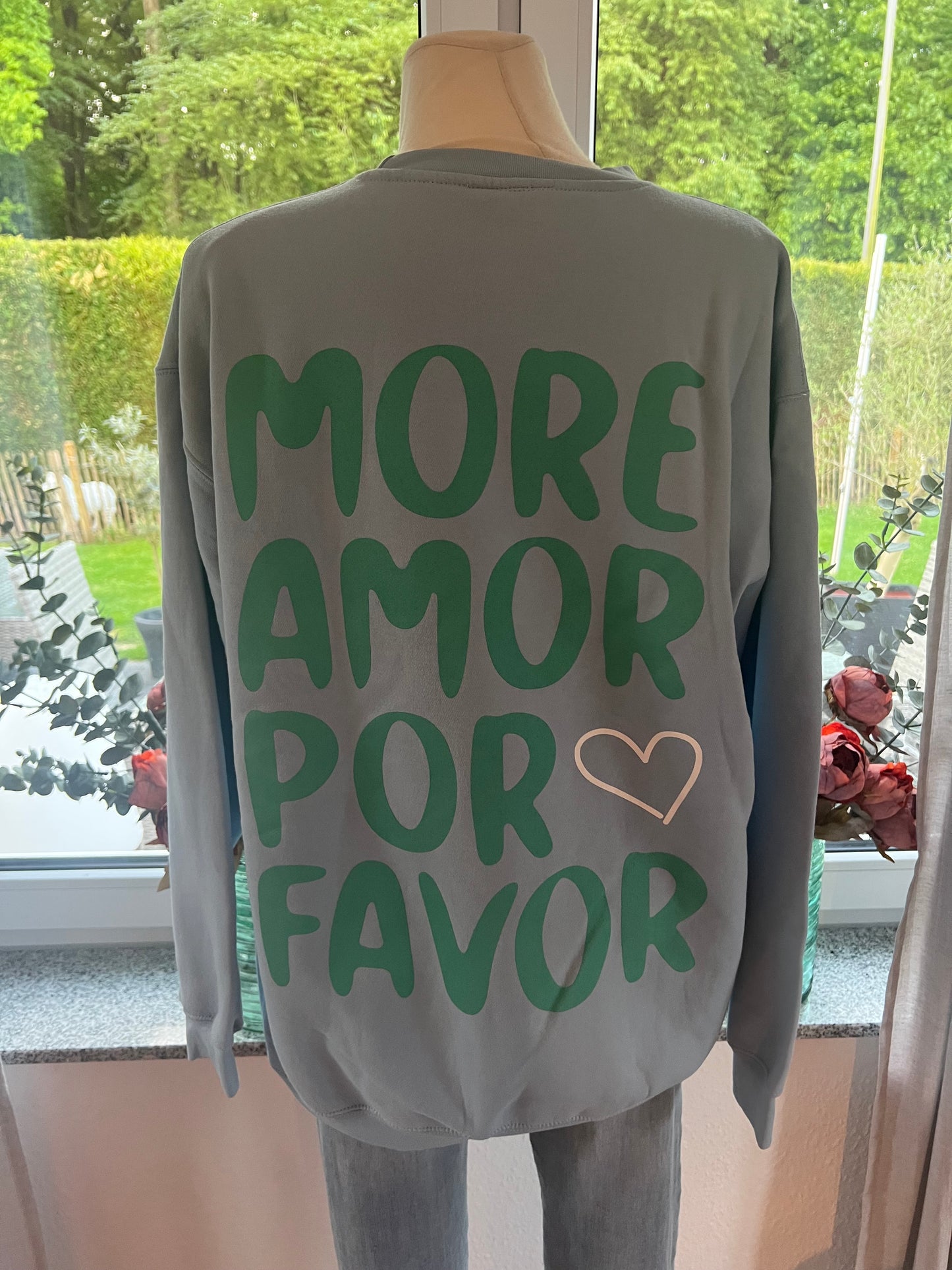 Sweatshirt more amore por favor in verschiedenen Farben