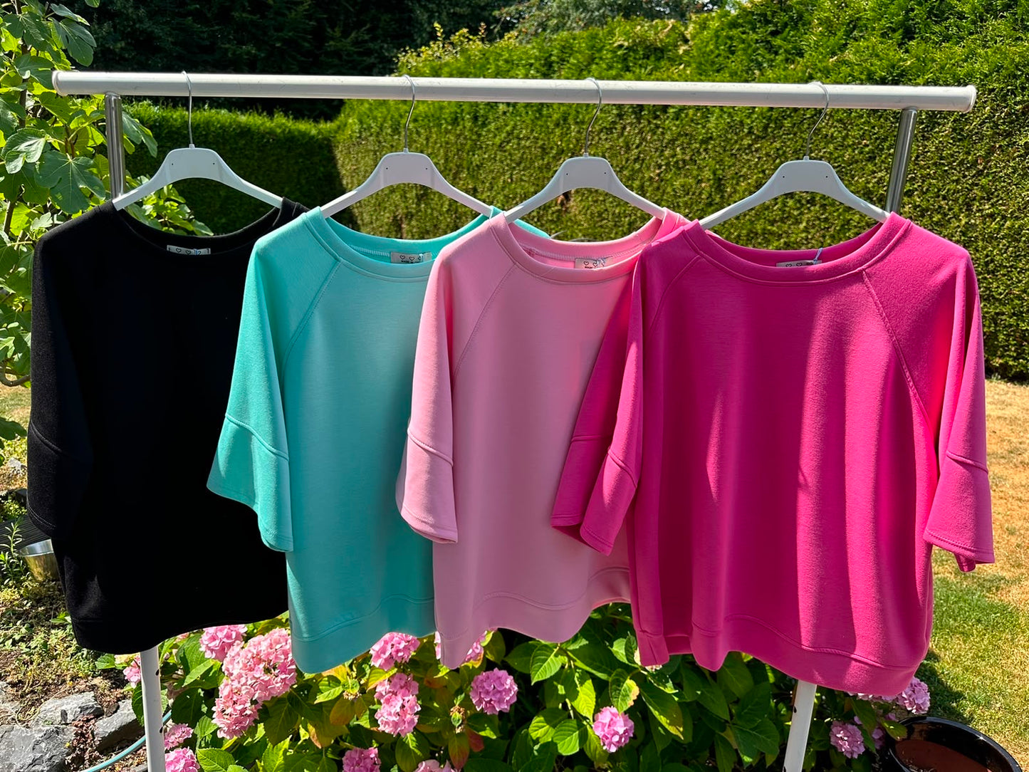 Shirt in uni aus Butterstoff in verschiedenen Farben