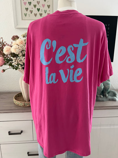 T Shirt C’est la vie in pink oder grau