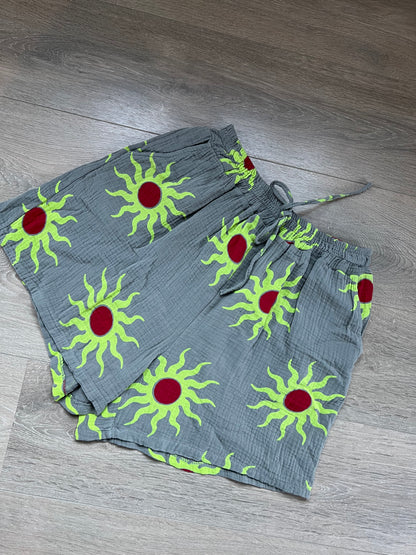 Musselin Short Sonne