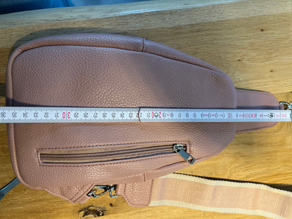 Lilli Crossbody mit Stoffgurt und Pouchette