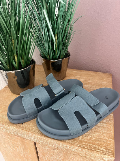 Sommer Crogs  in blau