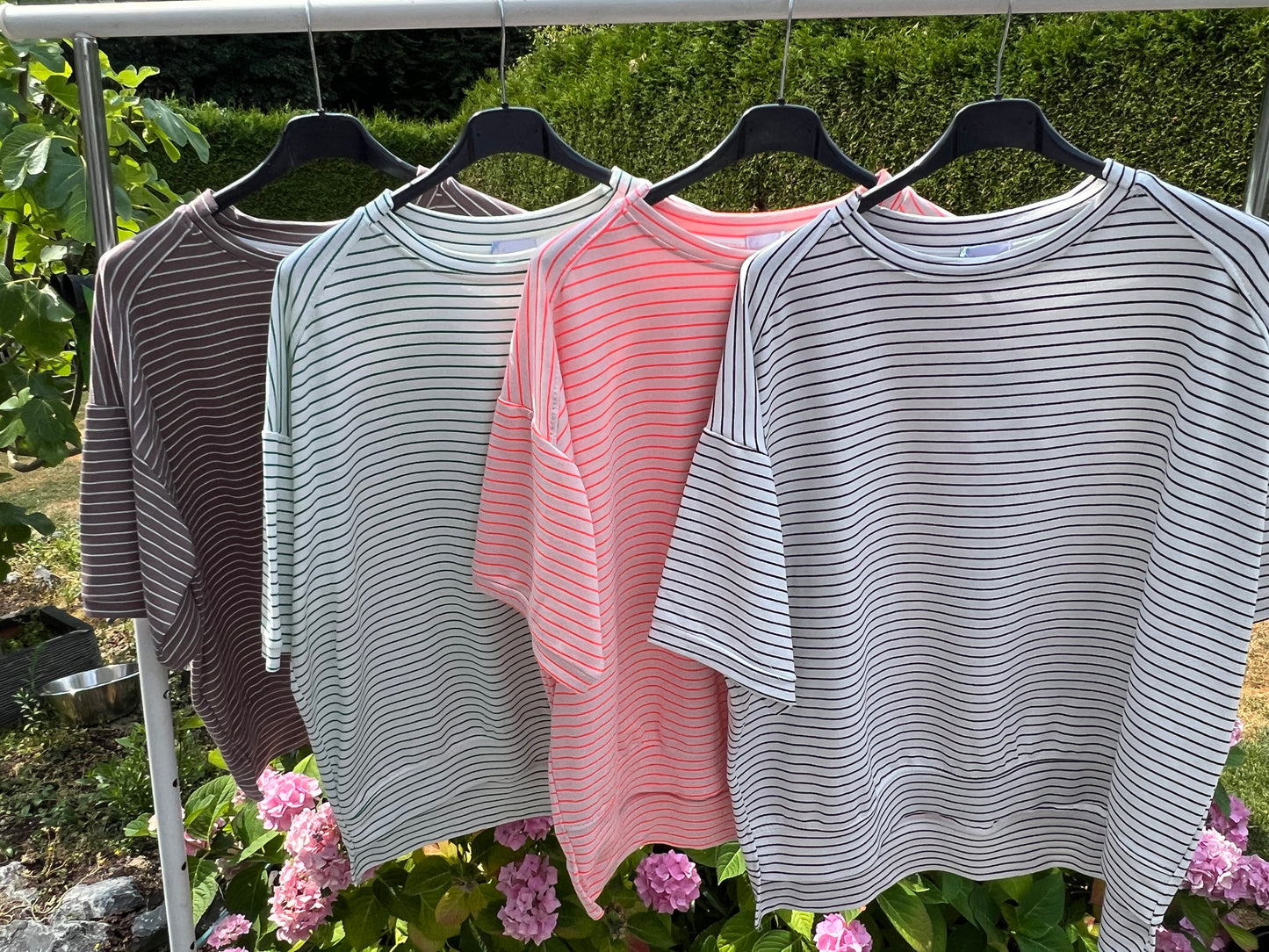 T Shirt gestreift hinten länger