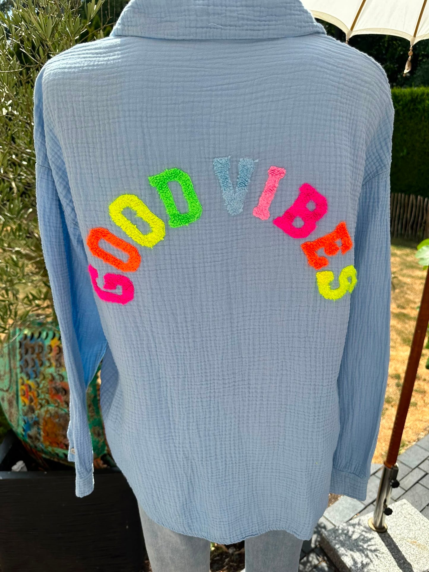 Musselin Bluse hellblau  Good Vibes