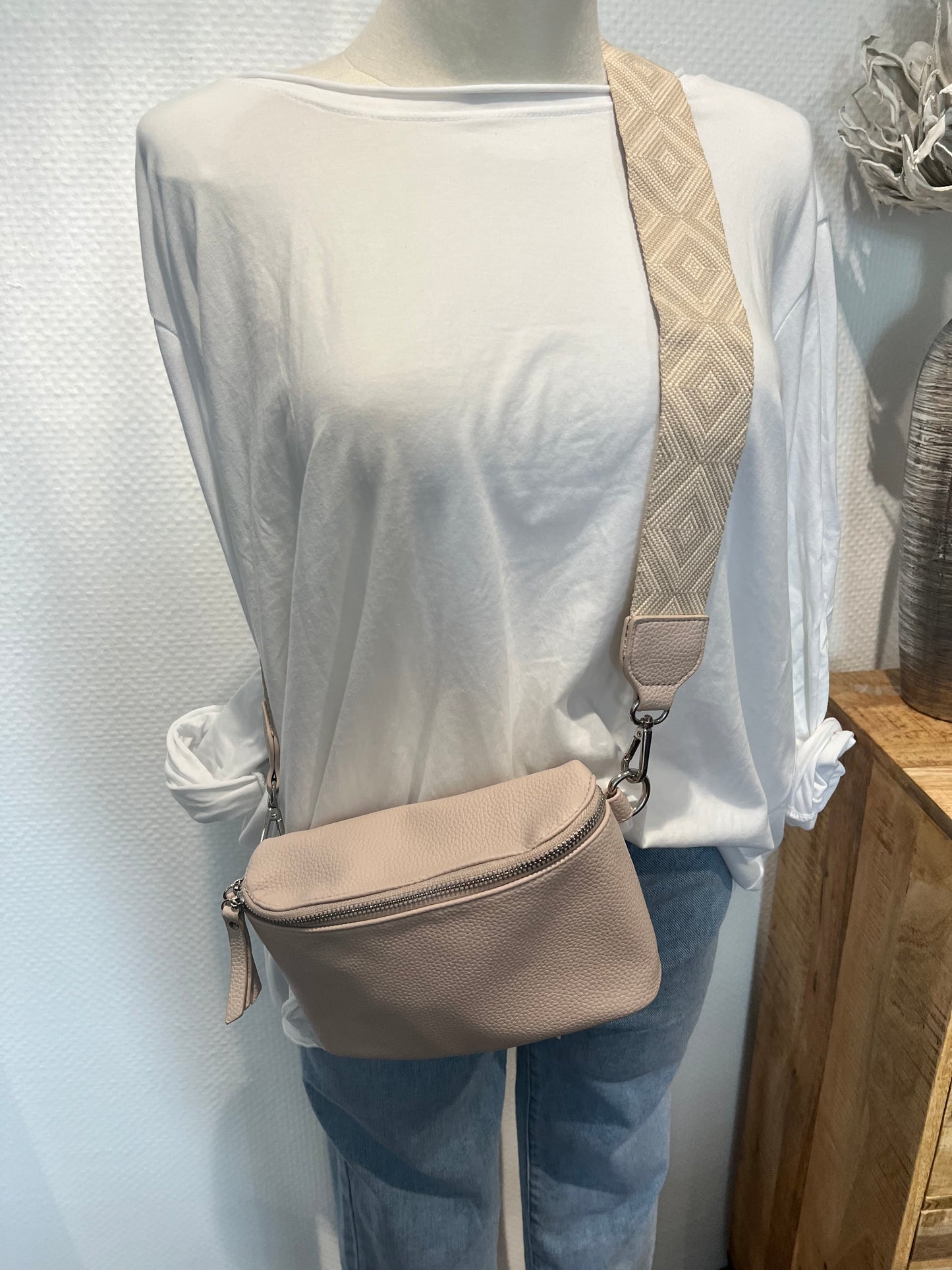 Crossbody Tasche mit Stoffgurt