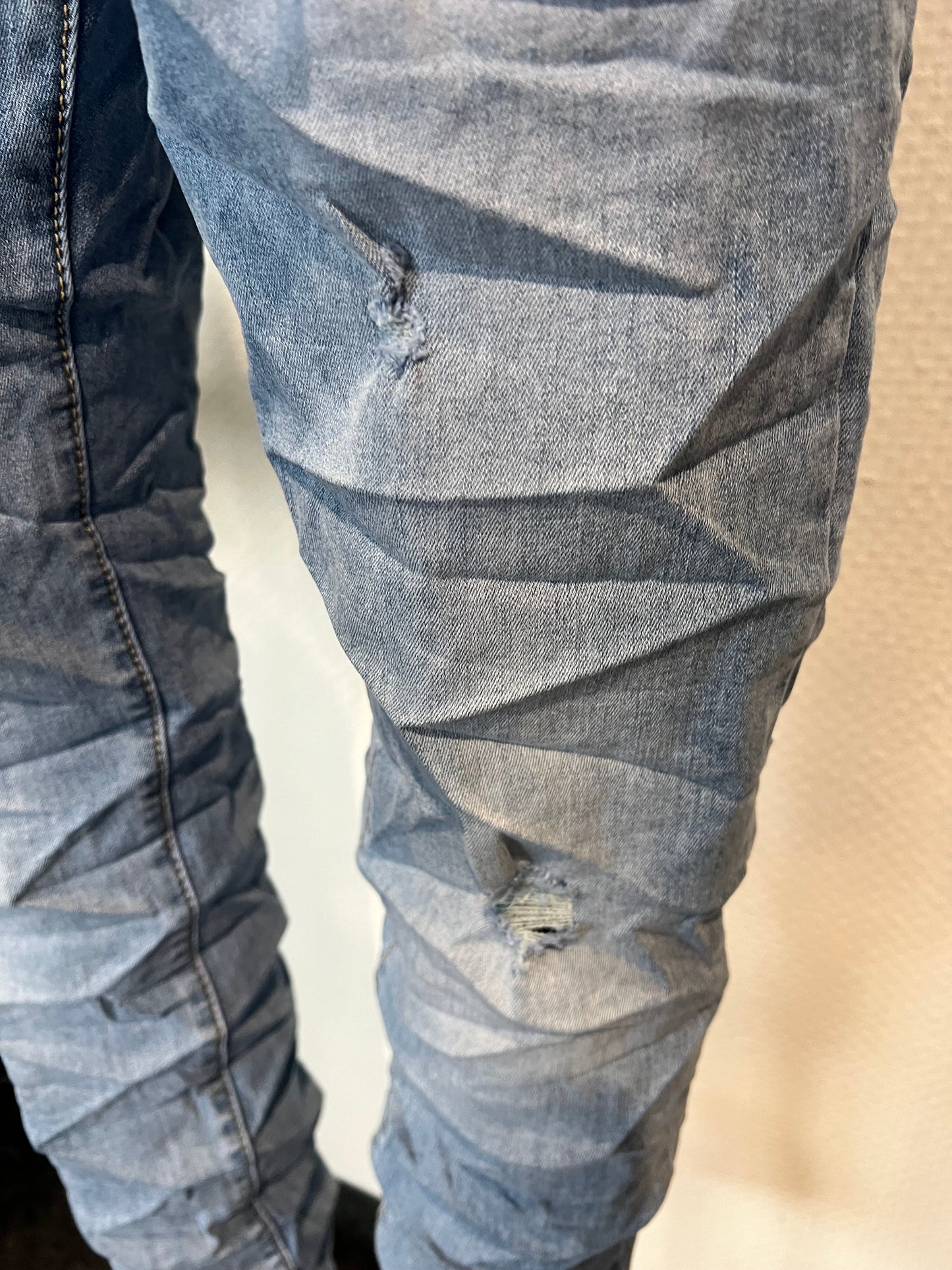 Karo Star Jeans in blau mit Knöpfen 8833